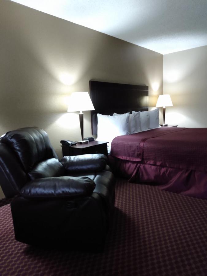 בליית'וויל Deerfield Inn מראה חיצוני תמונה