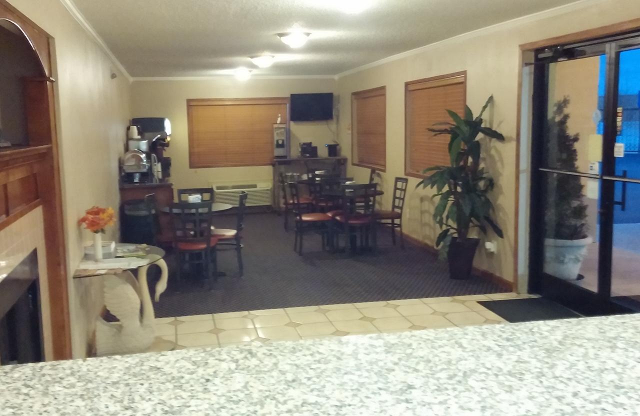בליית'וויל Deerfield Inn מראה חיצוני תמונה