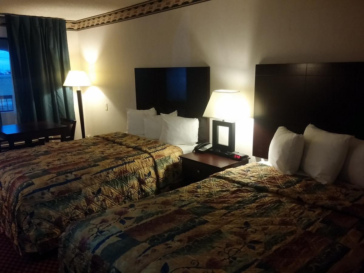 בליית'וויל Deerfield Inn מראה חיצוני תמונה